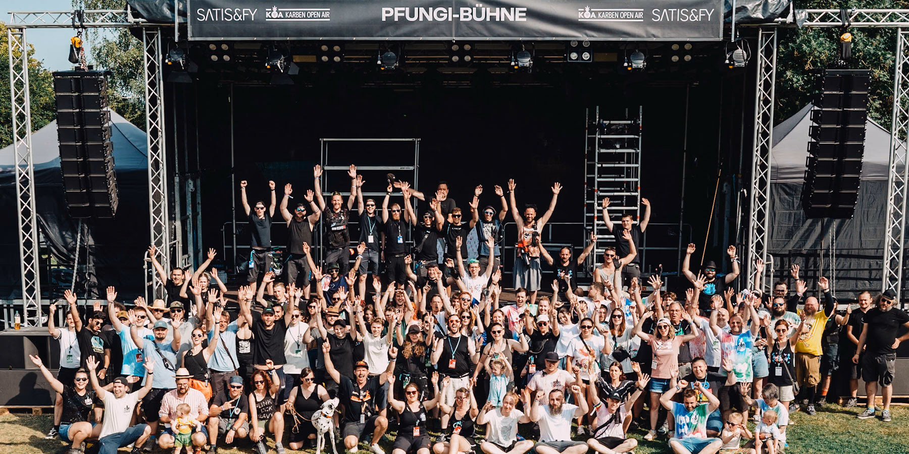 Karben Open Air Crew 2025 vor der Pfungi-Bühne